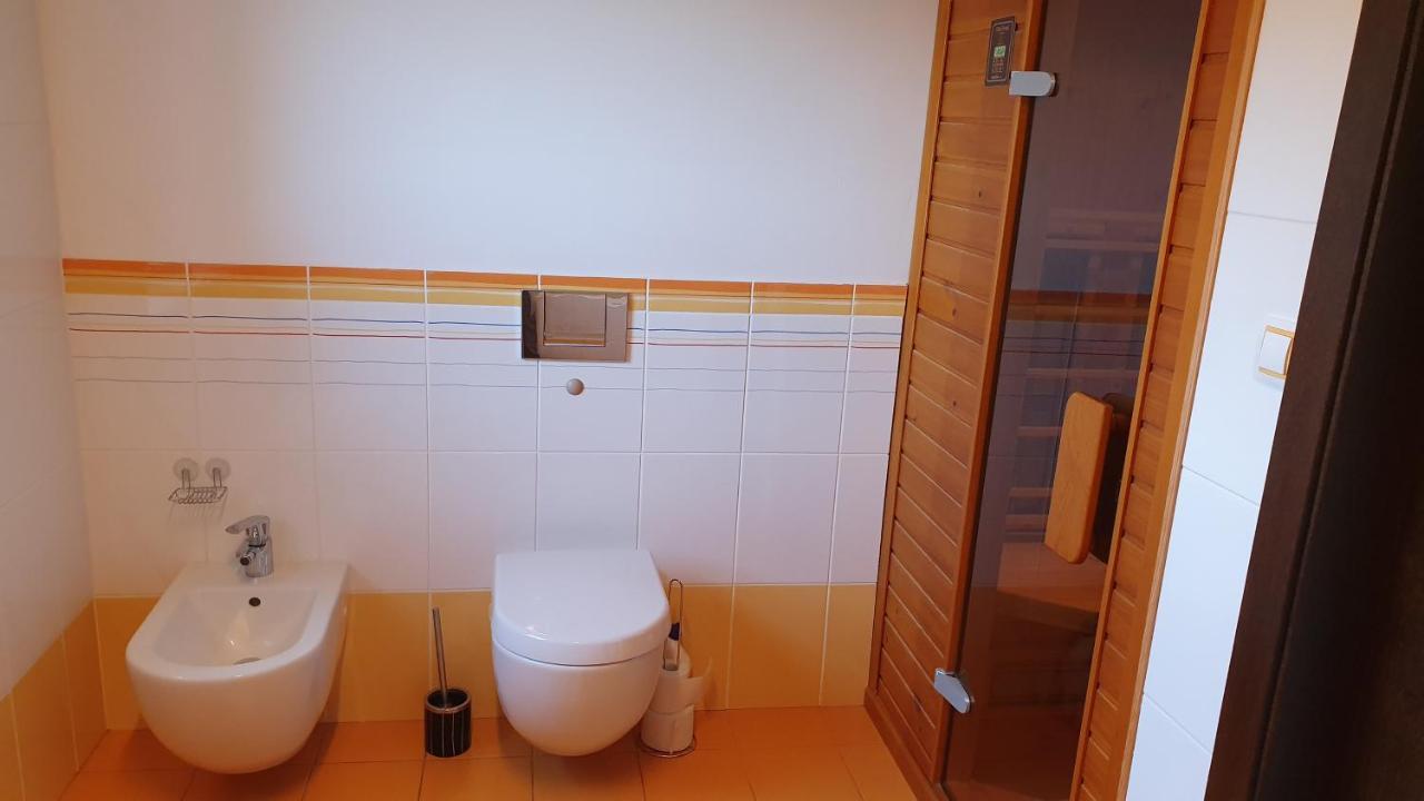 Apartmany Eddy 로끼뜨니쩨나드이제로우 외부 사진